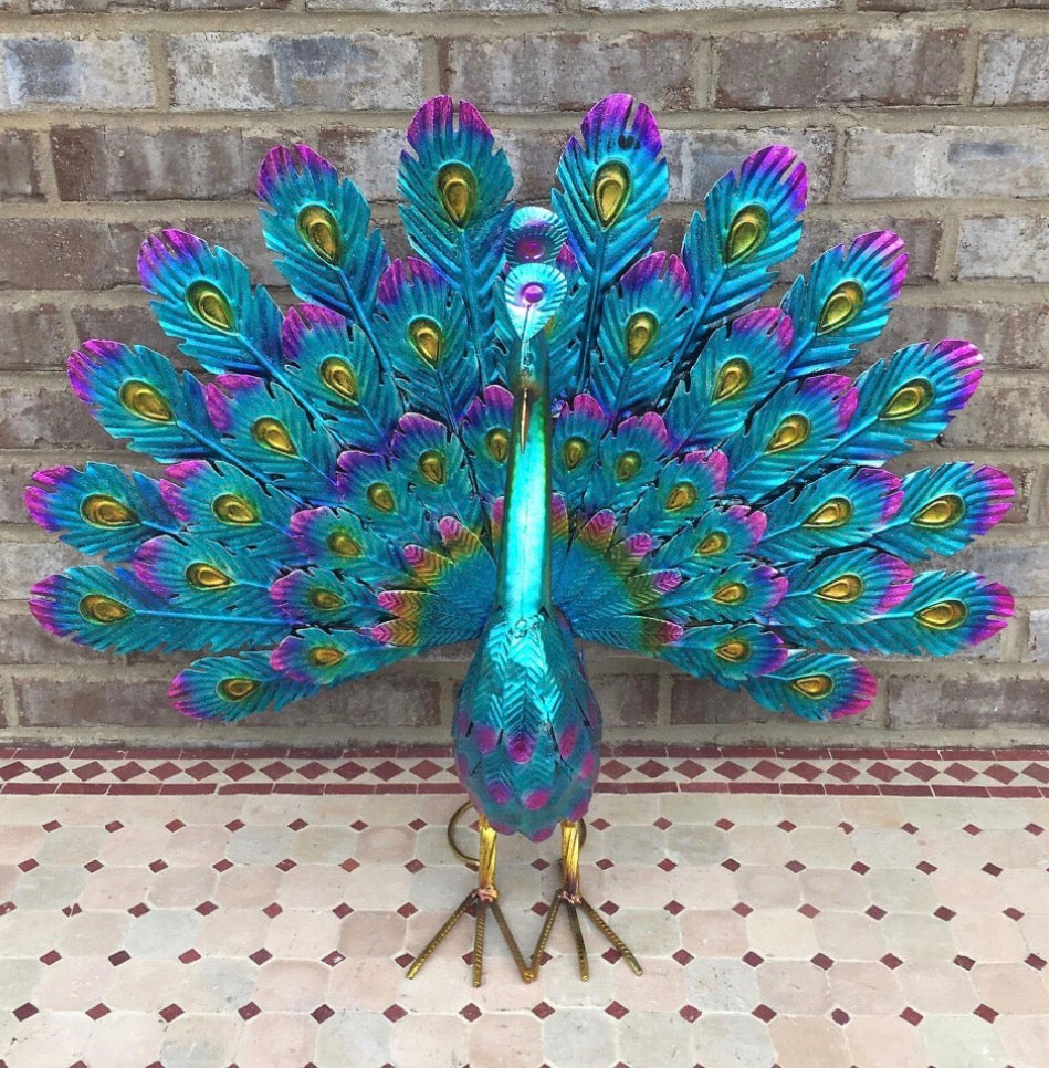 Metal Peacock Garden Statue